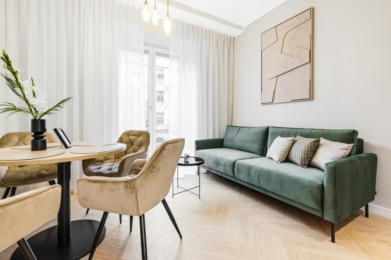 Bob W Ambassador Apartment Tallinn Ngoại thất bức ảnh