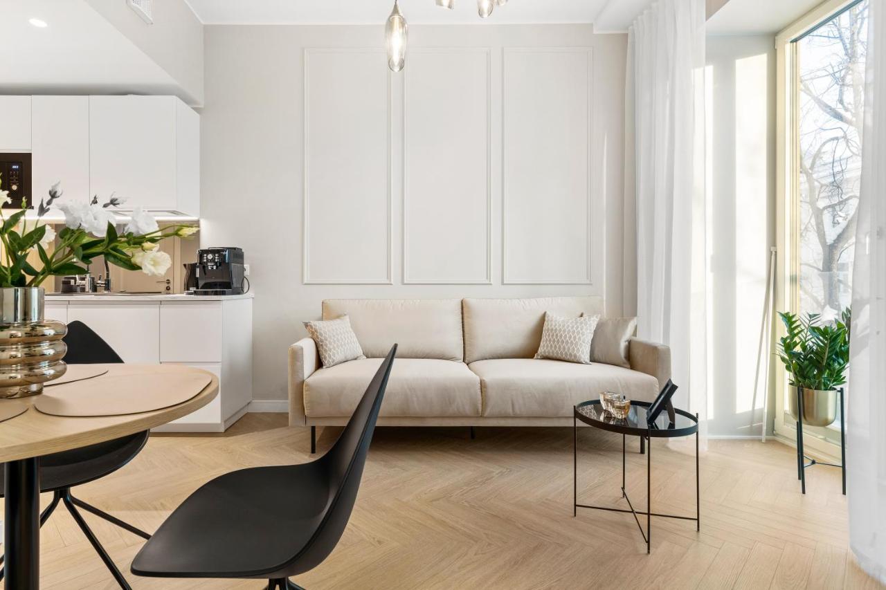 Bob W Ambassador Apartment Tallinn Ngoại thất bức ảnh