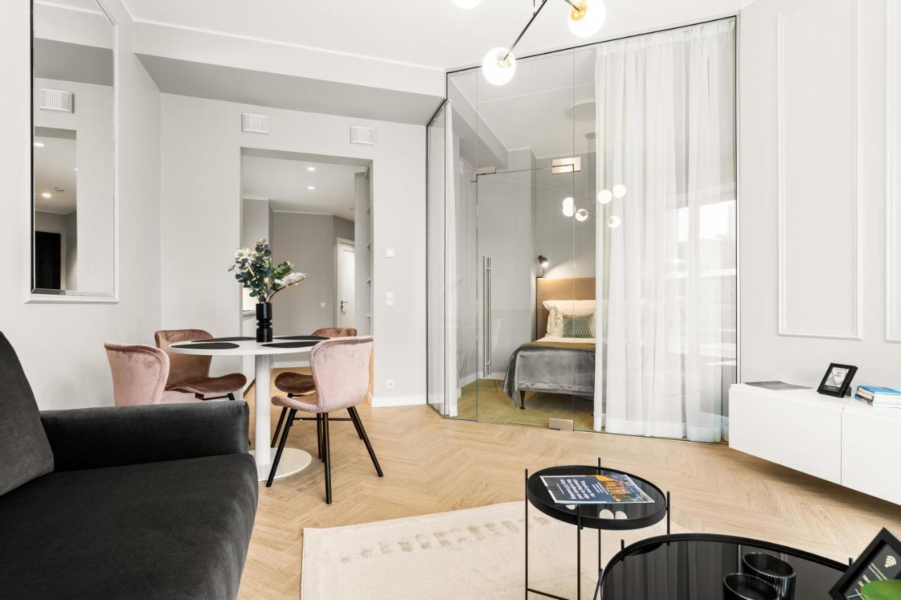 Bob W Ambassador Apartment Tallinn Ngoại thất bức ảnh