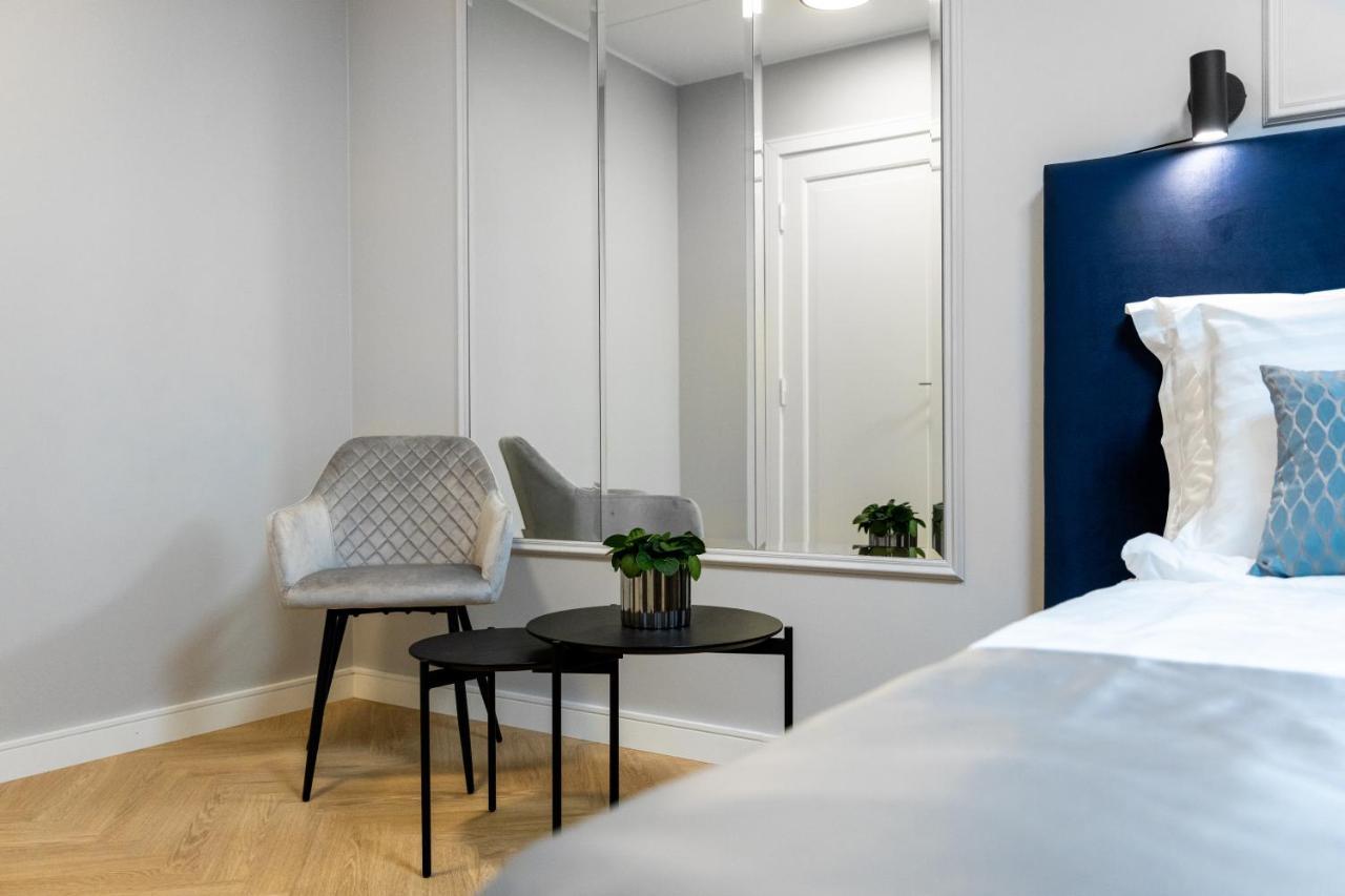 Bob W Ambassador Apartment Tallinn Ngoại thất bức ảnh