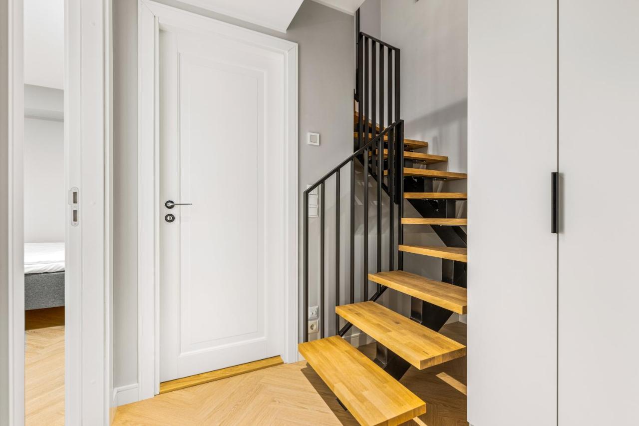 Bob W Ambassador Apartment Tallinn Ngoại thất bức ảnh