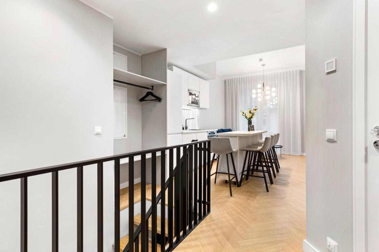 Bob W Ambassador Apartment Tallinn Ngoại thất bức ảnh