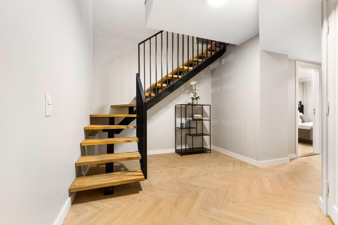 Bob W Ambassador Apartment Tallinn Ngoại thất bức ảnh