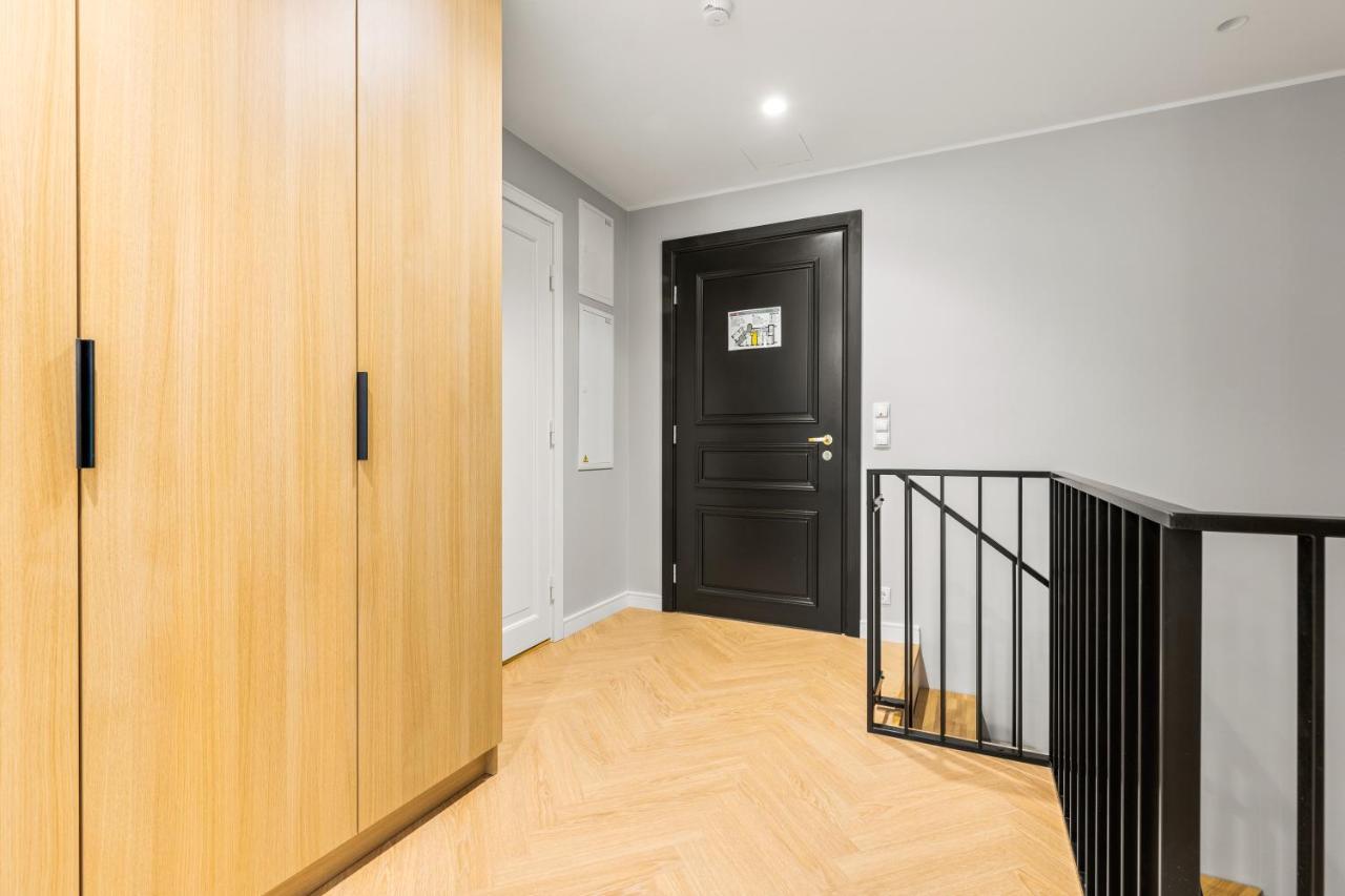 Bob W Ambassador Apartment Tallinn Ngoại thất bức ảnh